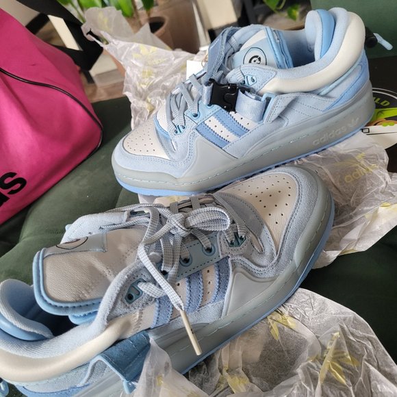 Bad Bunny Adidas Blue Forum - Picture 5 of 7